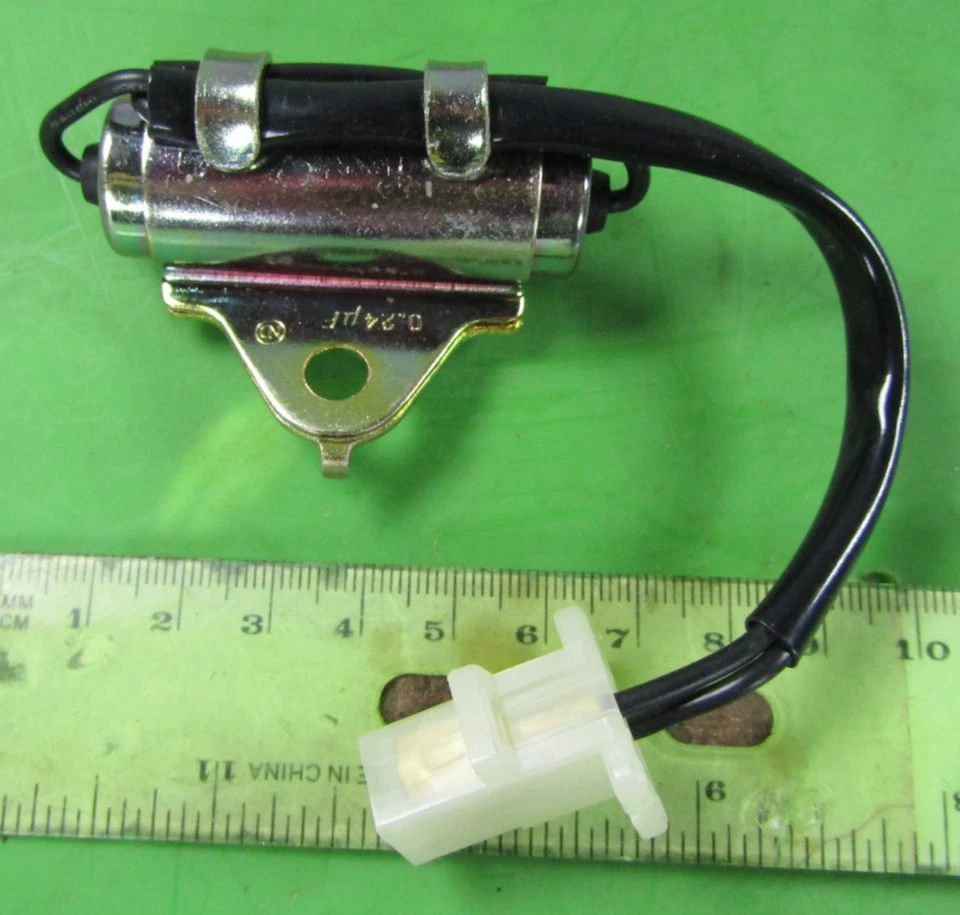 Condensador Yamaha 1973-1974 TX500 1975-1978 XS500🔥 371-81625-10🔥NOS🔥OEM Foto 1 de 3