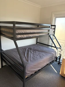 Double + Single Bunk Bed - metal frame - Picture 1 of 8