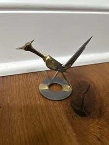 Geschweißte Kunst Roadrunner Vogel Skulptur 3,5" MCM Silber Gold Dekor skurril - Bild 1 von 10