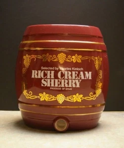 ORIGINAL ROYAL NORFOLK RICH CREAM SHERRY CERAMIC CASK BY CHARLES KINLOCH SPAIN - Picture 1 of 11