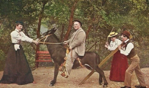 PC Novelty Animal. ""Giving the Baby a Ride""." Ayudar a hombre grande a montar. UNP - Imagen 1 de 3