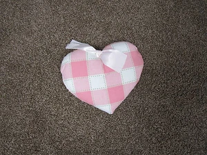 baby nursery heart wall hanging pink squares bow crib infant children room - Picture 1 of 1