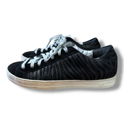 P448 Tenis Negro Cuero Seude Leopardo Rayas Diseñador Talla EU 37 US 6.5 Foto 1 de 4