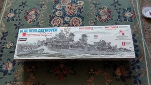 Lindberg Blue Devil Destroyer Fletcher Class Plastik Modellbausatz, 1:125, versiegelt, neu! - Bild 1 von 8