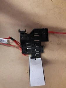 AUDI A6 C6 2004-2011 3.0 TERMINAL JUNCTION BOX (IN ENGINE BAY) 4F0941824  - Picture 1 of 5