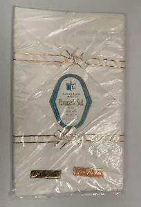 FL Vintage Damask Tablecloth Set, Made In Japan, 48 X 48, NIP - Picture 1 of 7