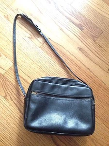 Vtg Small Vinyl Camera Bag Purse Vegan Black - Picture 1 of 6