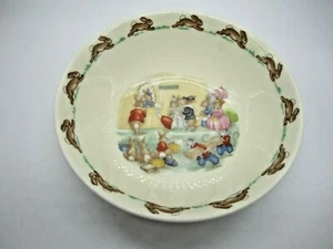 Bunnykins Royal Doulton Coupe Cereal Bowl Ticket Queue Vintage - Picture 1 of 2
