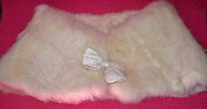 r- CLOTHES WOMENS VINTAGE FUR WRAP W/BOW ACCENT HOOK CLOSE NEEDS CLEAN GORGEOUS! - Picture 1 of 4