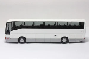 BB107, Alter Rietze BUS Mercedes O 404 RHD 1. FCN Nürnberg Mannschaftsbus 1:87 - Bild 1 von 7