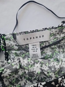 Ladies Playsuit Topshop Size 12 Zip Back Sleeveless Floral Print Green Mix 30937 - Picture 1 of 14