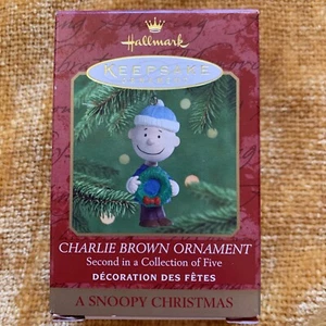 Charlie Brown #2 Christmas PEANUTS Hallmark Keepsake Ornamento 1998 Nuovo con scatola 1998 nuovo - Foto 1 di 7