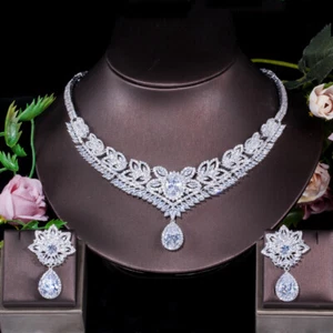 Silver Plated Drop Earrings and Necklace Wedding Cubic Zircon Brides Jewelry Set - Bild 1 von 9