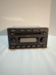 Stereo Radio AM FM CD 6 Disc 5L8T-18C815-ED Fits 05-07 FORD ESCAPE OEM May 2005 - Picture 1 of 8