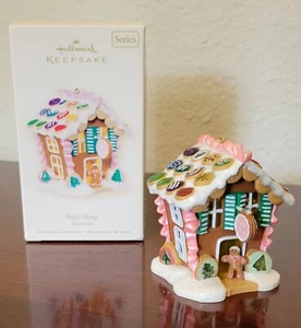 2007 Hallmark Keepsake Bake Shop Noelville Christmas Ornament Lighting Effect - Picture 1 of 3