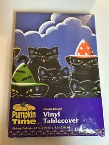 Copritavolo Vintage Pumpkin Time Vinile Halloween Gatti Spettrale 52 x 90" Fondo Flanella - Foto 1 di 4