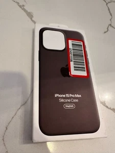 Apple iPhone 15 Pro Max Silicone Case with MagSafe - Picture 1 of 3