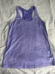Under Armour Heat Gear Logo Razor Back lila Tanktop Damen Größe Small locker - Bild 1 von 4