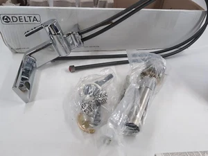 Delta 599-MPU-DST Pivotal 1.2 GPM 1 Hole Bathroom Faucet - Lumicoat Chrome - Picture 1 of 3