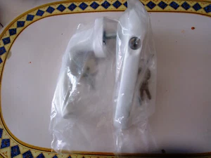 FENSTERGRIFF abschließbar, 1 Paar, weiß, Kindersicherung, METALL je 2x Schlüssel - Bild 1 von 2