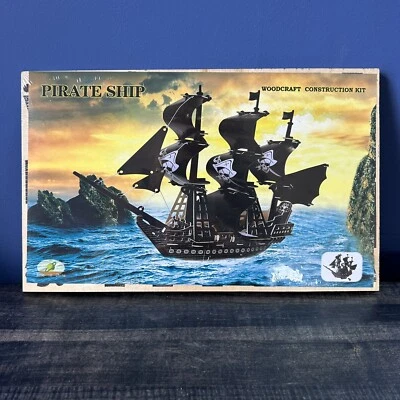 Nuevo en caja Kit de construcción de barco pirata Woodcraft sin abrir sellado Hobby Model Project Foto 1 de 4