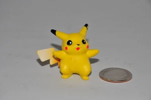SURFING Pikachu 2000 Nintendo Hasbro Minifigure Vintage (manca tavola da surf) - Foto 1 di 6