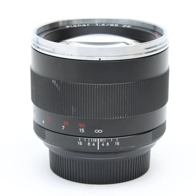 Carl Zeiss Planar T* 85mm F/1.4 ZE (for Canon EF mount) #102 - Image 1 of 4