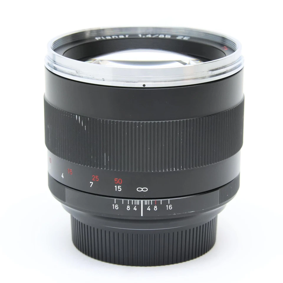 Carl Zeiss Planar T* 85mm F/1.4 ZE (for Canon EF mount) #102 - Image 1 of 4