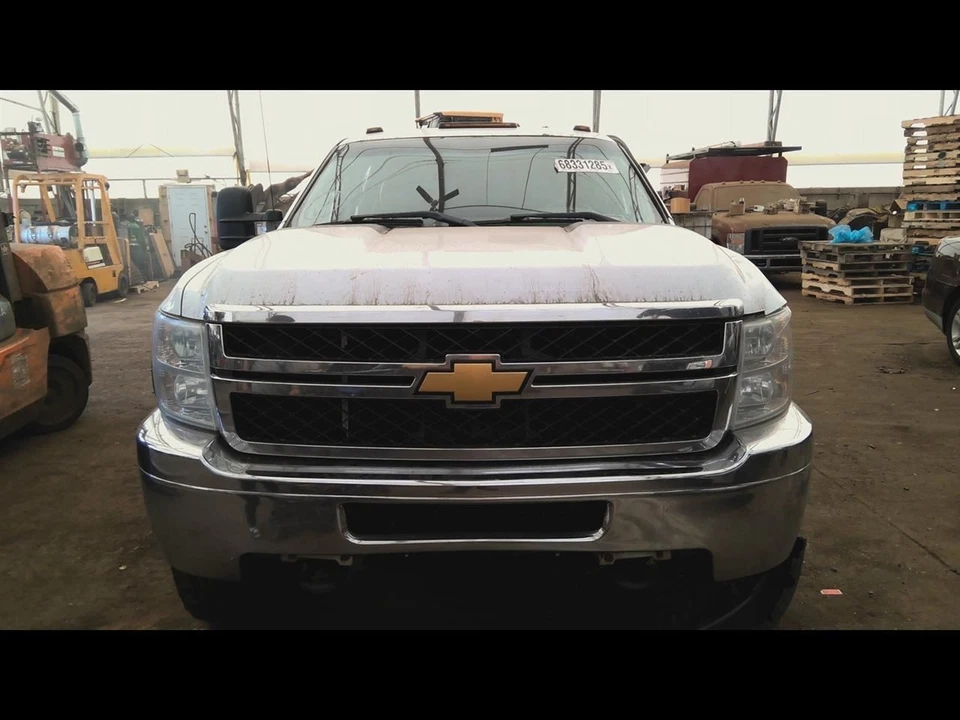 (LOCAL PICKUP ONLY) Hood Fits 11-14 SILVERADO 2500 PICKUP 6797627 Foto 1 de 4
