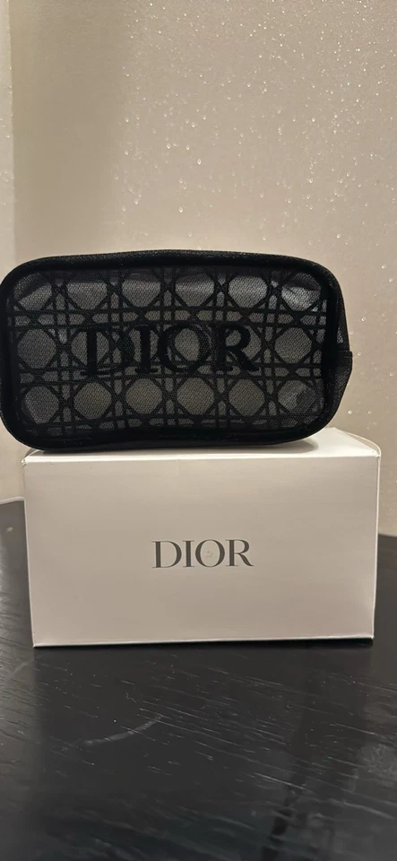 Bolsa Christian Dior Trousse - Caixa, Lona Preta, Bolsa de Cosméticos/Banheiro - Imagem 1 de 1
