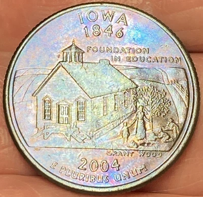 2004-D Iowa State Quarter Beautiful Lustrous Blue/Rainbow Toned Coin  #43 - Image 1 of 4
