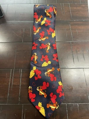 Corbata Disney Winnie The Pooh And Tigger Hearts Novedad Día de San Valentín  Foto 1 de 4