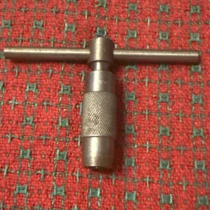 Llave de grifo Millers Falls vintage mango en T EE. UU. 🇺🇸 pequeña excelente - Imagen 1 de 17