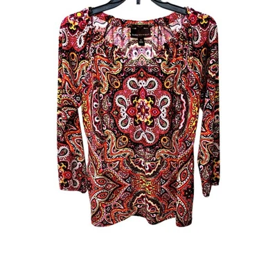 Camisa Dana Buchman Top Feminina Tamanho P Rosa Roxa Amarela Estampa Paisley Manga 3/4 - Imagem 1 de 4