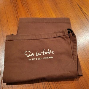 Sur la Table 👩🏻🍳Neck and Waist Tie Apron 👩🏻🍳Employee Apron - Brown 30"L - Picture 1 of 9
