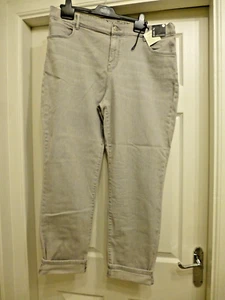 Denim by Tu Girlfiend Jeans size 18 - Picture 1 of 5
