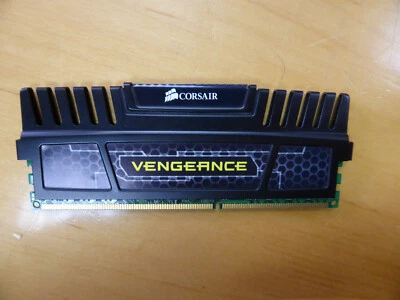 Corsair 16gb RAM Memory stick 4096MB 1.5V Good condition, used Vengeance - Image 1 of 3