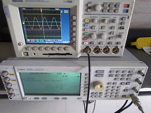 Generador de señal vectorial HP Agilent Keysight E4438C 3 GHz ESG 1E5 402 503 601 - Imagen 1 de 7
