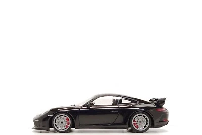 Minichamps 1:18 Porsche 911 GT3 (991.2) in Black - Image 1 of 4