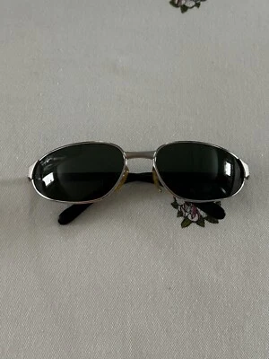 Gafas de sol Ray Ban para hombre con montura plateada/negra W3164 Foto 1 de 4