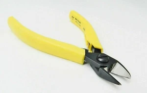 Lindstrom 8161 Flush Cutters Diagonal 0.3 - 2mm 4-3/8" Precision Cutting Pliers - Picture 1 of 12