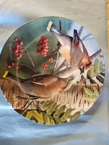 Knoles The Cedar Waxwing 1987 de Kevin Daniel. Colección Birds of your Garden. - Imagen 1 de 3