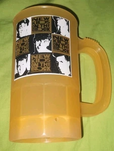 Vintage 80er New Kids On The Block NKOTB 5" Orange Kunststoff SUPER Becher Tasse 1989 - Bild 1 von 5