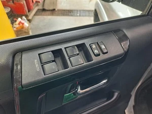 Interruptor de ventana de puerta delantera del lado del conductor Lh 2018 4 Runner Sku#4204864 - Imagen 1 de 6
