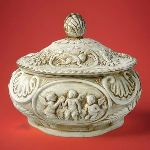 Antique Bowl with Lid Angels Cherubs Sea Shell Handle Made In Portugal -Large - Picture 1 of 11