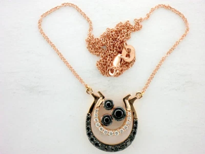 Colar pingente LeVian ouro rosa 14K 18" com diamantes brancos e pretos de 0,64 cts - Imagem 1 de 4