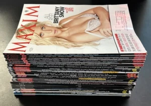 LOT 33x MAXIM MAGAZINES 2011 - 2015 VARIOUS - CELEBRITY - Foto 1 di 16