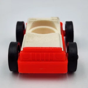 Veicolo giocattolo plastica auto Little People vintage Fisher Price anni 70 garage FPT895 - Foto 1 di 11
