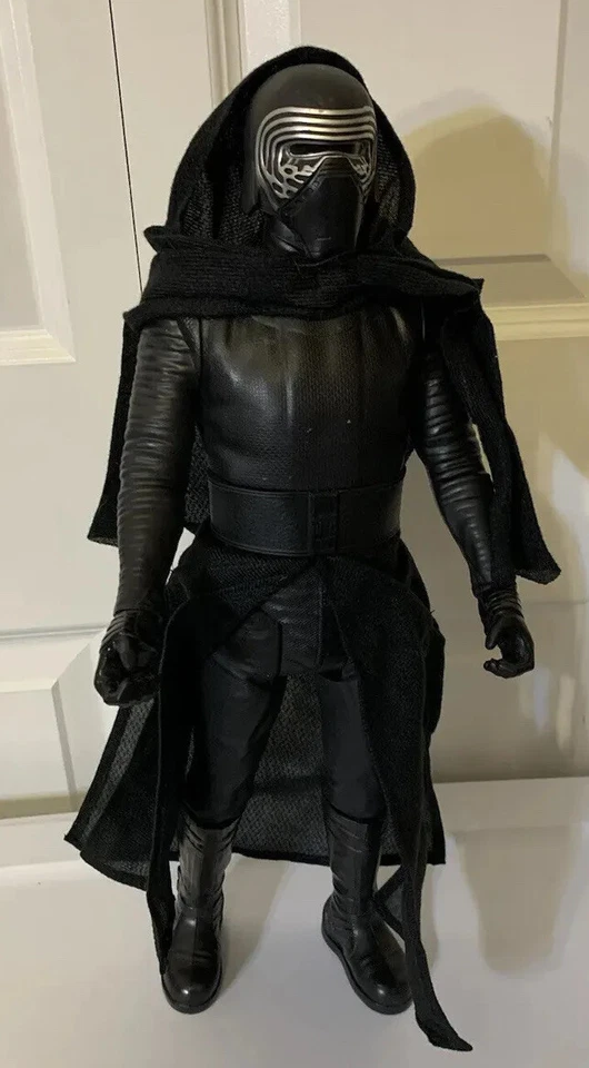 Figura de acción grande Lucusfilms LTD Star Wars 2015 Jakks Pacific 18" Kylo Ren Foto 1 de 4
