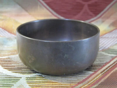 Orig.Used.Japanese Buddhist Bell .Singing Bowl.Copper Buddhist Bell .266g 10.7cm - Image 1 of 4